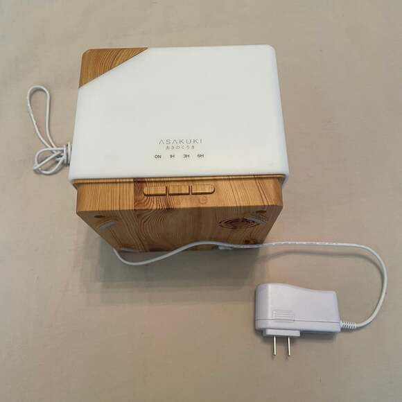 ASAKUKI 700ml Premium Essential Oil Diffuser with LED Light - Picture 1 of 3